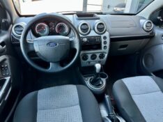 FORD FIESTA SEDAN 1.6 8V 2014 2014/2014 SÉTIMA VEÍCULOS GUAPORÉ / Carros no Vale