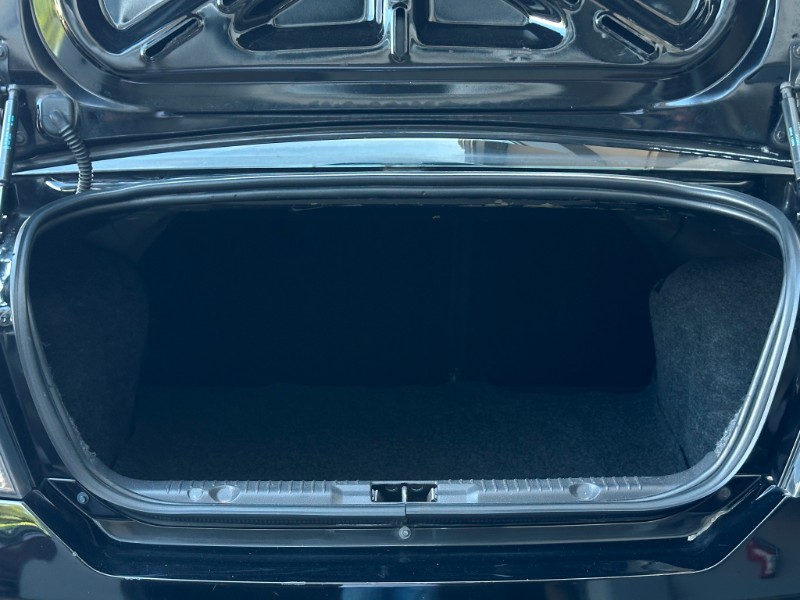 FORD FIESTA SEDAN 1.6 8V 2014 2014/2014 SÉTIMA VEÍCULOS GUAPORÉ / Carros no Vale