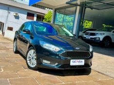 FORD FOCUS 2.0 SE PLUS FASTBACK 16V 2016/2017 SÉTIMA VEÍCULOS GUAPORÉ / Carros no Vale