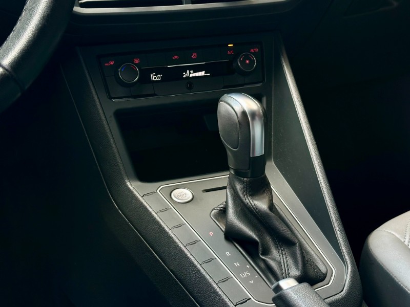 VOLKSWAGEN NIVUS HIGHLINE 200 TSI 2021/2021 SÉTIMA VEÍCULOS GUAPORÉ / Carros no Vale