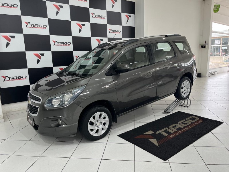 CHEVROLET SPIN 1.8 LTZ 8V 2013/2013 TIAGO AUTOMÓVEIS VENÂNCIO AIRES / Carros no Vale
