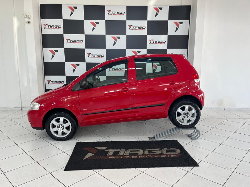 VOLKSWAGEN FOX 1.6 8V 2007/2007 TIAGO AUTOMÓVEIS VENÂNCIO AIRES / Carros no Vale