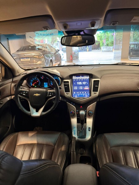CHEVROLET CRUZE LT 1.8 16V FLEXPOWER 4P AUT. 2014/2014 JM AUTOMÓVEIS VENÂNCIO AIRES / Carros no Vale