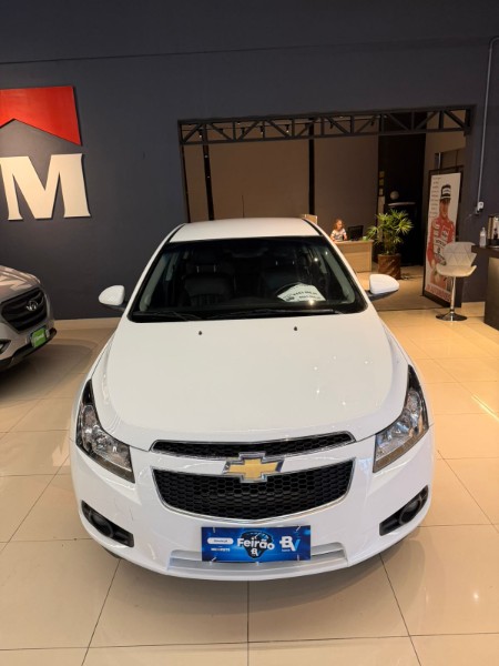 CHEVROLET CRUZE LT 1.8 16V FLEXPOWER 4P AUT. 2014/2014 JM AUTOMÓVEIS VENÂNCIO AIRES / Carros no Vale