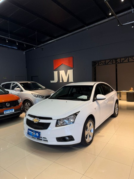 CHEVROLET CRUZE LT 1.8 16V FLEXPOWER 4P AUT. 2014/2014 JM AUTOMÓVEIS VENÂNCIO AIRES / Carros no Vale