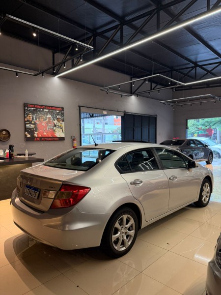 HONDA CIVIC 1.8 EXS 16V 2012/2012 JM AUTOMÓVEIS VENÂNCIO AIRES / Carros no Vale
