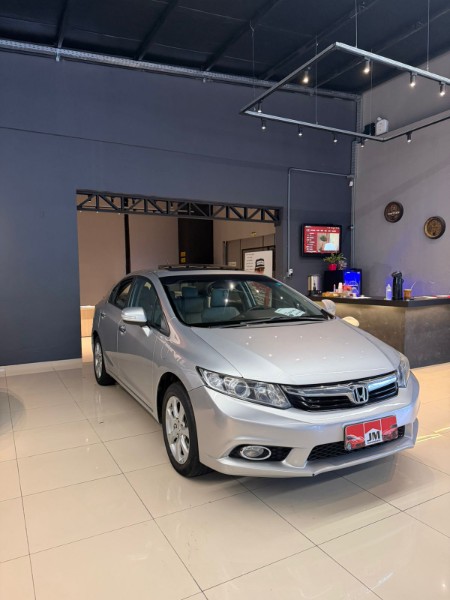 HONDA CIVIC 1.8 EXS 16V 2012/2012 JM AUTOMÓVEIS VENÂNCIO AIRES / Carros no Vale