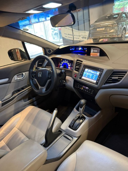 HONDA CIVIC 1.8 EXS 16V 2012/2012 JM AUTOMÓVEIS VENÂNCIO AIRES / Carros no Vale
