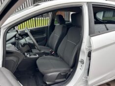 FORD FIESTA SEL 1.6 16V FLEX AUT 5P 2017/2017 LS MULTIMARCAS VENÂNCIO AIRES / Carros no Vale