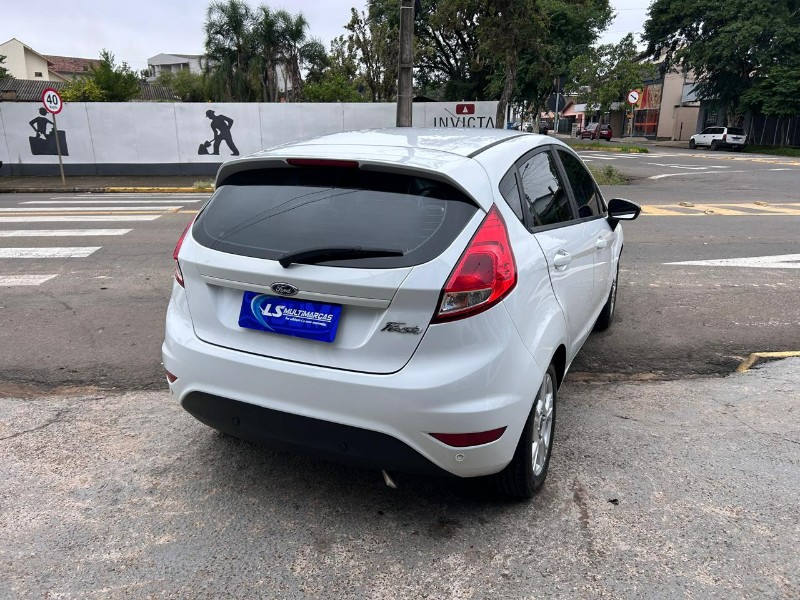 FORD FIESTA SEL 1.6 16V FLEX AUT 5P 2017/2017 LS MULTIMARCAS VENÂNCIO AIRES / Carros no Vale