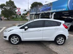 FORD FIESTA SEL 1.6 16V FLEX AUT 5P 2017/2017 LS MULTIMARCAS VENÂNCIO AIRES / Carros no Vale