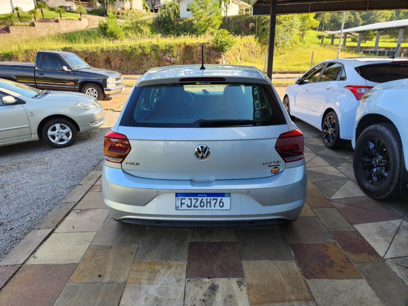 VOLKSWAGEN POLO COMFORTLINE 1.0 200 TSI 2018/2019 TS VEÍCULOS ANTA GORDA / Carros no Vale