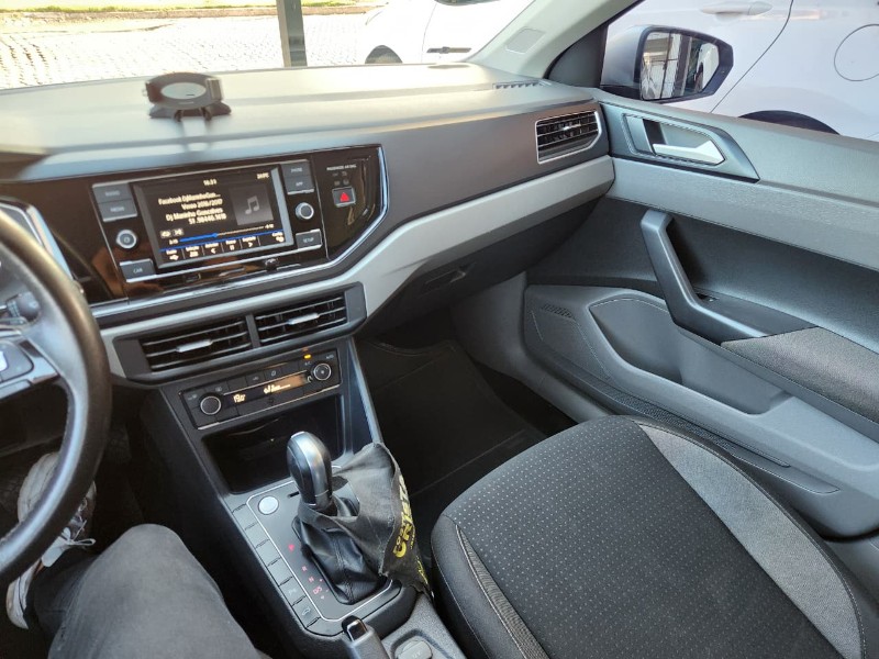VOLKSWAGEN POLO COMFORTLINE 1.0 200 TSI 2018/2019 TS VEÍCULOS ANTA GORDA / Carros no Vale