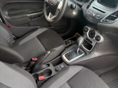 FORD FIESTA 1.6 SE HATCH 16V FLEX 4P AUTOMÁTICO /2018 NEURI VEÍCULOS LAJEADO / Carros no Vale