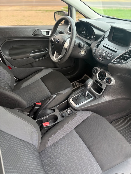 FORD FIESTA 1.6 SE HATCH 16V FLEX 4P AUTOMÁTICO /2018 NEURI VEÍCULOS LAJEADO / Carros no Vale FORD FIESTA 1.6 SE HATCH 16V FLEX 4P AUTOMÁTICO /2018 NEURI VEÍCULOS LAJEADO / Carros no Vale