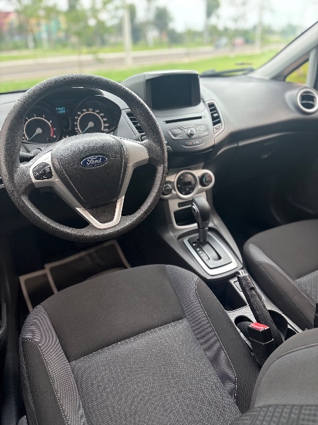 FORD FIESTA 1.6 SE HATCH 16V FLEX 4P AUTOMÁTICO /2018 NEURI VEÍCULOS LAJEADO / Carros no Vale FORD FIESTA 1.6 SE HATCH 16V FLEX 4P AUTOMÁTICO /2018 NEURI VEÍCULOS LAJEADO / Carros no Vale
