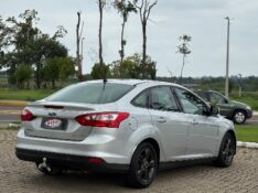 FORD FOCUS 2.0 GHIA 16V FLEX 4P AUTOMÁTICO /2014 NEURI VEÍCULOS LAJEADO / Carros no Vale