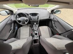 FORD FOCUS 2.0 GHIA 16V FLEX 4P AUTOMÁTICO /2014 NEURI VEÍCULOS LAJEADO / Carros no Vale