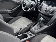 FORD FOCUS 2.0 GHIA 16V FLEX 4P AUTOMÁTICO /2014 NEURI VEÍCULOS LAJEADO / Carros no Vale
