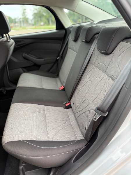 FORD FOCUS 2.0 GHIA 16V FLEX 4P AUTOMÁTICO /2014 NEURI VEÍCULOS LAJEADO / Carros no Vale