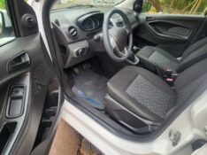FORD KA 1.0 SE 2016/2016 FERNANDO AUTOMÓVEIS | REVENDA DE CARROS ARROIO DO MEIO ARROIO DO MEIO / Carros no Vale