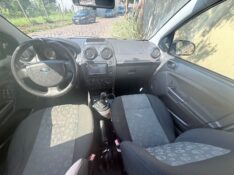 FORD FIESTA SE 1.0 8V FLEX 5P 2014/2014 ELY AUTOMÓVEIS LAJEADO / Carros no Vale