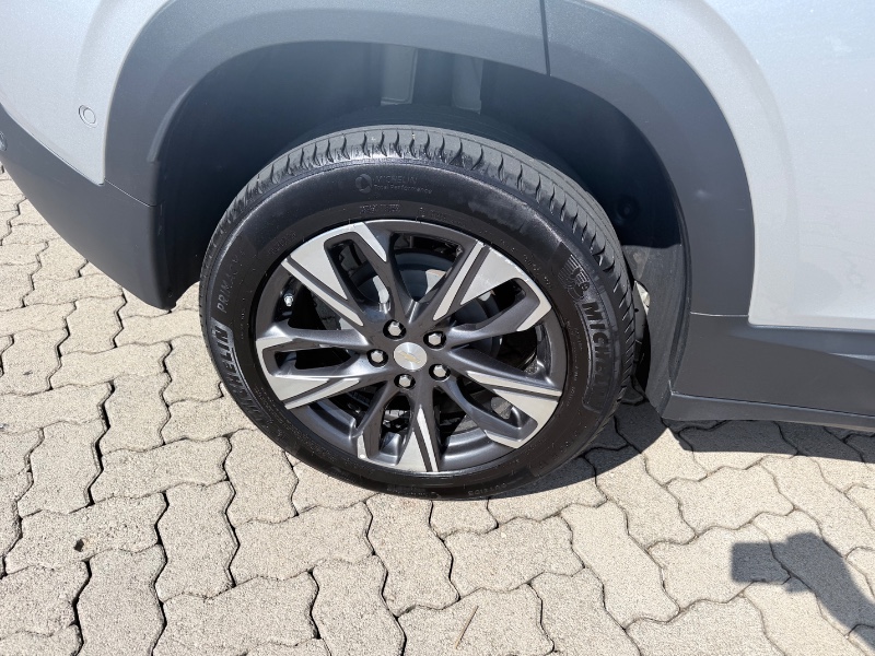 CHEVROLET TRACKER 1.2 12V PREMIER TURBO 2023/2023 ELY AUTOMÓVEIS LAJEADO / Carros no Vale