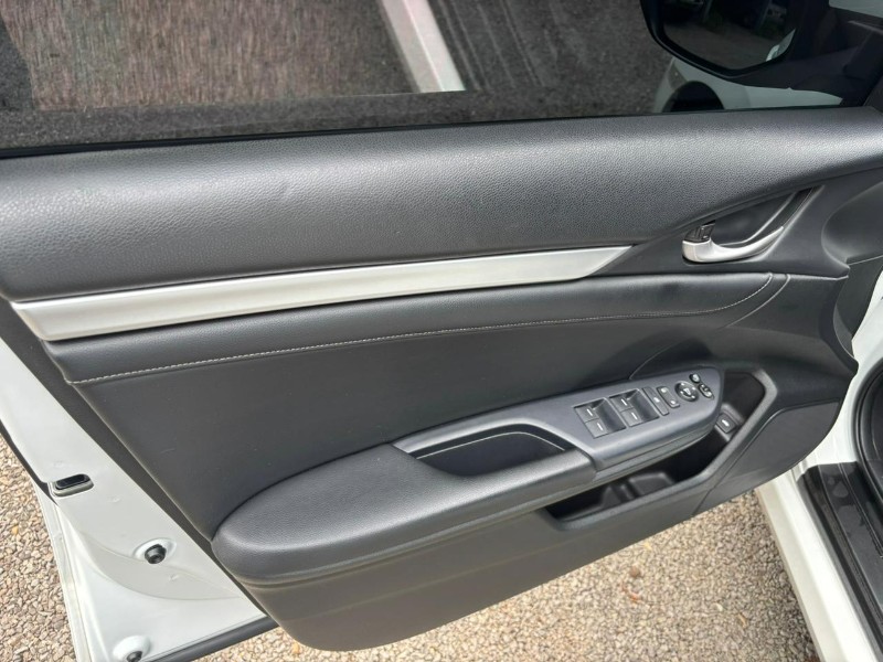 HONDA CIVIC EX /2017 RT 811 VEÍCULOS ARROIO DO MEIO / Carros no Vale