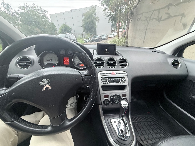 PEUGEOT 308 2.0 FELINE 16V FLEX 4P AUTOMÁTICO 2013/2013 ELY AUTOMÓVEIS LAJEADO / Carros no Vale PEUGEOT 308 2.0 FELINE 16V FLEX 4P AUTOMÁTICO 2013/2013 ELY AUTOMÓVEIS LAJEADO / Carros no Vale