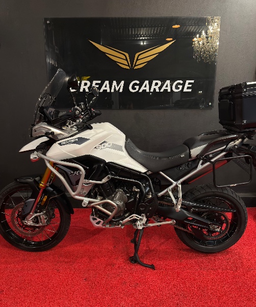 TRIUMPH TIGER 900 RALLY PRO /2020 EXCLUSIVO VEÍCULOS SANTA CRUZ DO SUL / Carros no Vale