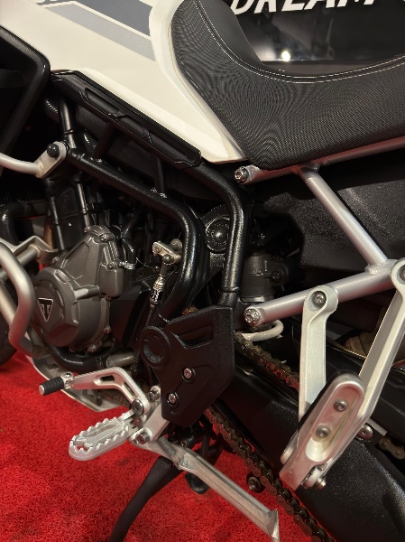 TRIUMPH TIGER 900 RALLY PRO /2020 EXCLUSIVO VEÍCULOS SANTA CRUZ DO SUL / Carros no Vale