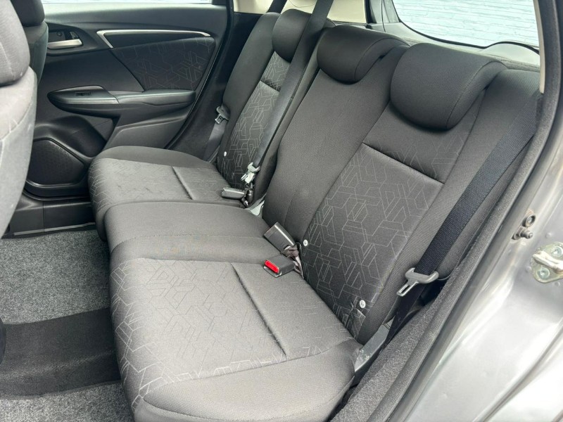 HONDA FIT LX /2016 RT 811 VEÍCULOS ARROIO DO MEIO / Carros no Vale