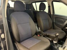 RENAULT SANDERO EXPRE 1.0 FLEX 2015/2015 LUCAS AUTOMÓVEIS BOM RETIRO DO SUL / Carros no Vale