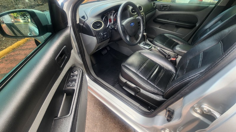 FORD FOCUS 2.0 SEDAN 2L FC 2009/2008 FERNANDO AUTOMÓVEIS | REVENDA DE CARROS ARROIO DO MEIO ARROIO DO MEIO / Carros no Vale