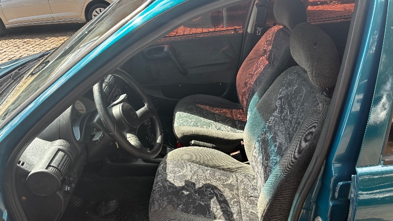 CHEVROLET CORSA HATCH CORSA WIND 1.0 MPFI 4P 2001/2002 COMPLETO VEÍCULOS GUAPORÉ / Carros no Vale CHEVROLET CORSA HATCH CORSA WIND 1.0 MPFI 4P 2001/2002 COMPLETO VEÍCULOS GUAPORÉ / Carros no Vale