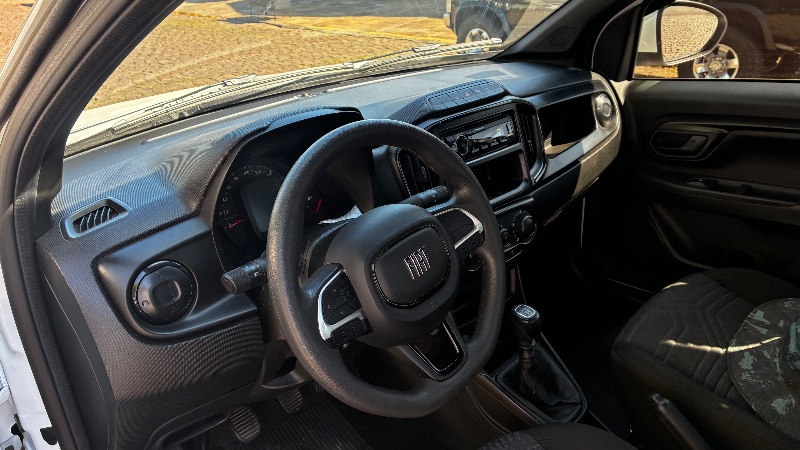 FIAT STRADA 1.3 FIREFLY FREEDOM CS 2024/2025 COMPLETO VEÍCULOS GUAPORÉ / Carros no Vale