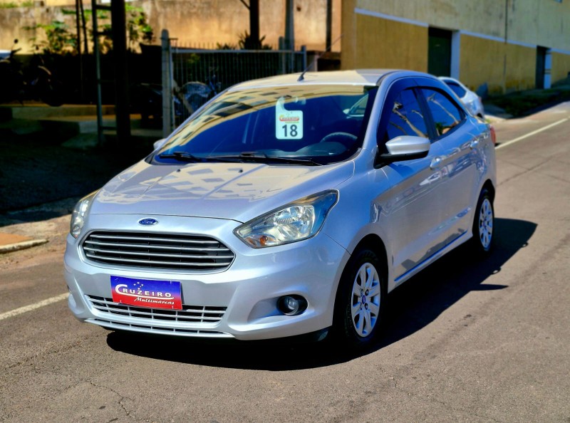 FORD KA + 1.0 SE 12V 2017/2018 CRUZEIRO MULTIMARCAS CRUZEIRO DO SUL / Carros no Vale