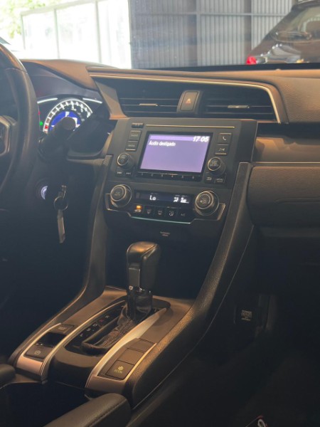 HONDA CIVIC 2.0 16V FLEXONE LX 4P CVT 2019/2020 JM AUTOMÓVEIS VENÂNCIO AIRES / Carros no Vale