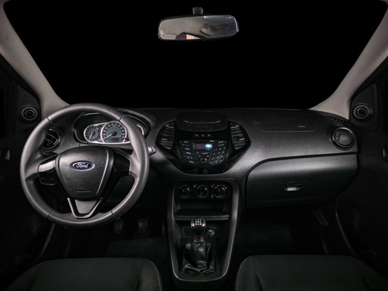 FORD KA+ SEDAN 1.0 SE/SE PLUS TIVCT FLEX 4P 2017/2018 DUARTE VEÍCULOS PORTO ALEGRE / Carros no Vale