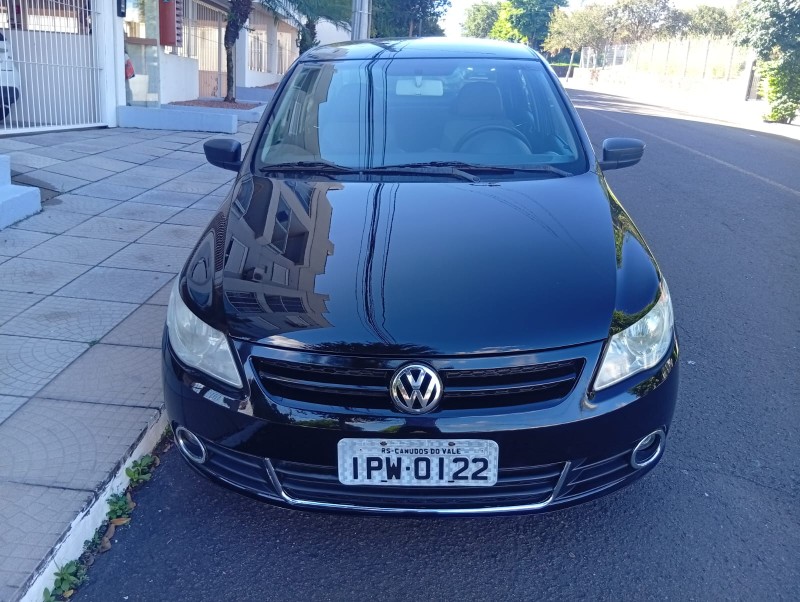 VOLKSWAGEN VOYAGE 1.0 2009/2010 ALTERNATIVA VEÍCULOS LAJEADO / Carros no Vale