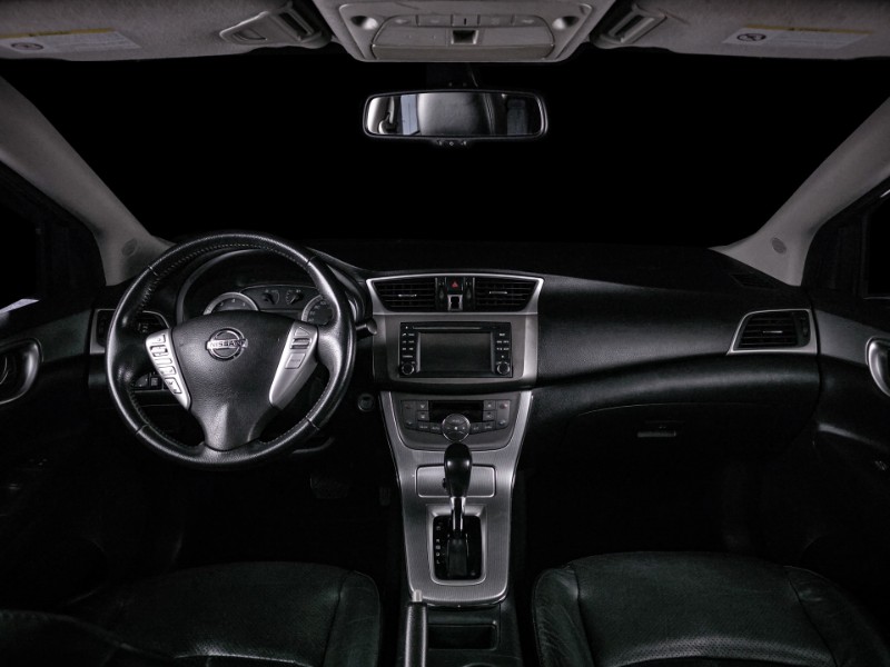 NISSAN SENTRA 2.0 SL 16V FLEX 4P AUTOMÁTICO 2013/2014 DUARTE VEÍCULOS PORTO ALEGRE / Carros no Vale