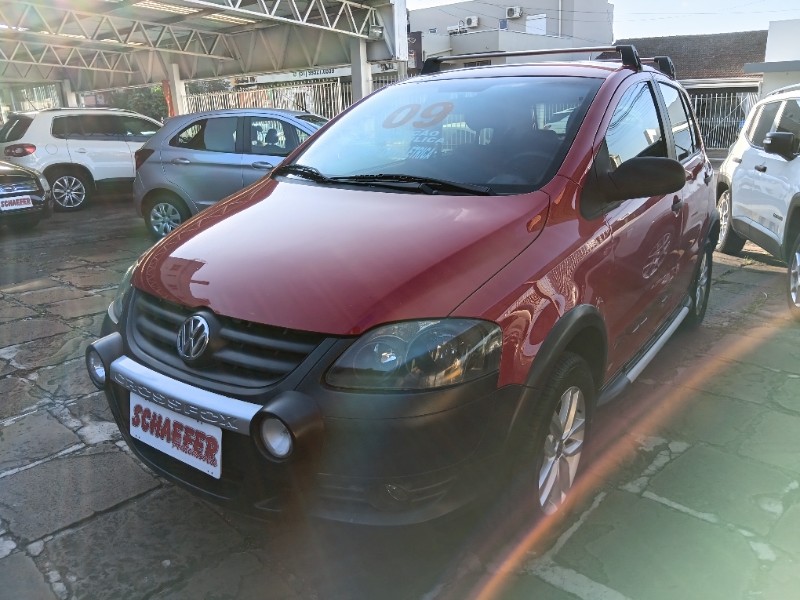 VOLKSWAGEN CROSSFOX 1.6 FLEX 2009/2009 SCHAEFER AUTOMÓVEIS TEUTÔNIA / Carros no Vale