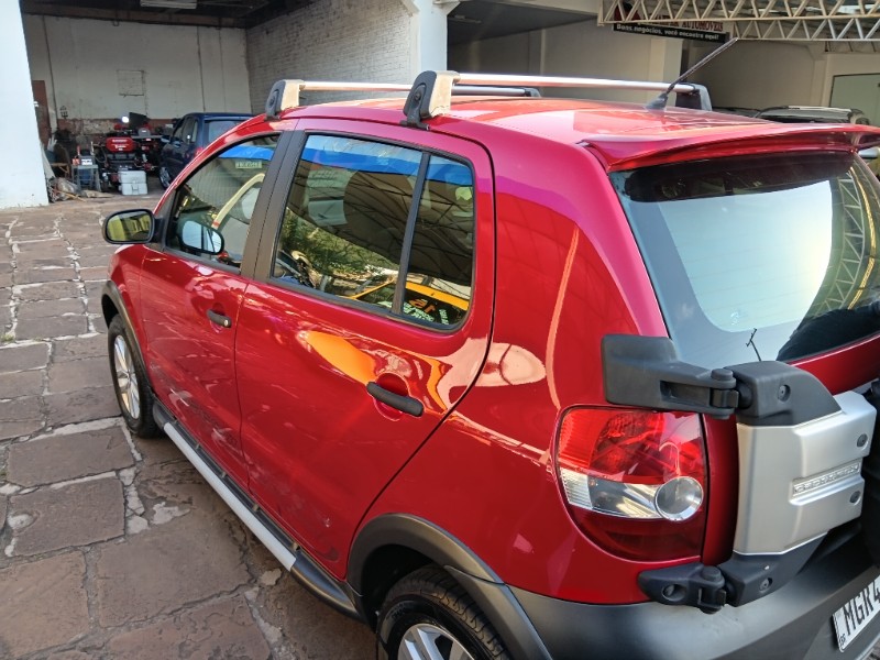 VOLKSWAGEN CROSSFOX 1.6 FLEX 2009/2009 SCHAEFER AUTOMÓVEIS TEUTÔNIA / Carros no Vale