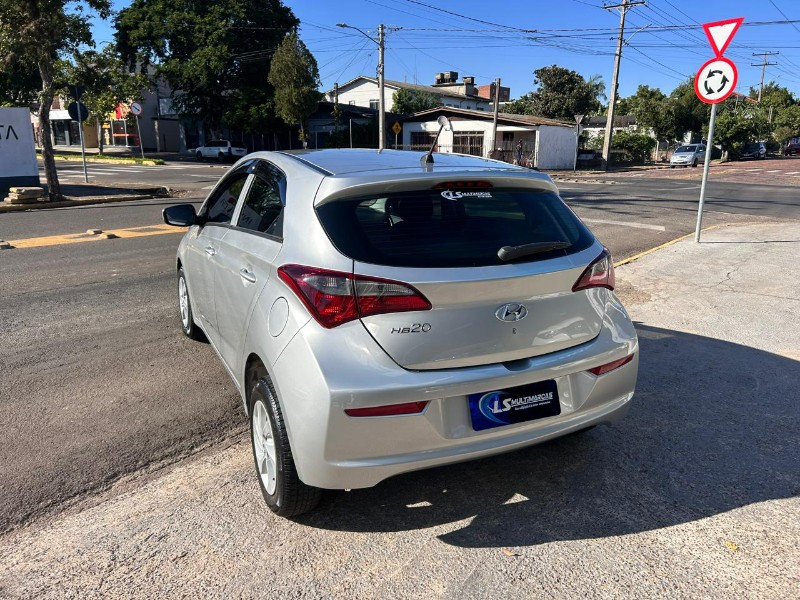 HYUNDAI HB20 UNIQUE 1.0 FLEX 12V MEC 2019/2019 LS MULTIMARCAS VENÂNCIO AIRES / Carros no Vale