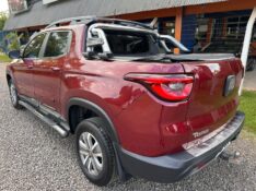 FIAT TORO FREEDOM 1.8 /2019 MENEGHINI VEÍCULOS ARROIO DO MEIO / Carros no Vale