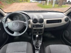 RENAULT SANDERO 1.6 AUTHENTIQUE 8V /2009 MENEGHINI VEÍCULOS ARROIO DO MEIO / Carros no Vale