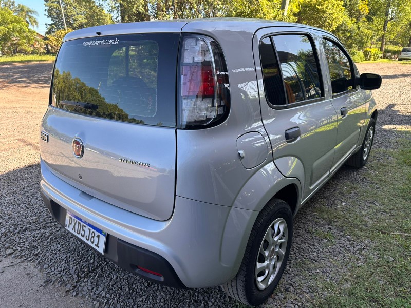 FIAT UNO ATTRACTIVE 1.0 EVO /2016 MENEGHINI VEÍCULOS ARROIO DO MEIO / Carros no Vale FIAT UNO ATTRACTIVE 1.0 EVO /2016 MENEGHINI VEÍCULOS ARROIO DO MEIO / Carros no Vale