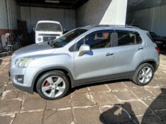 CHEVROLET TRACKER LTZ 1.8 16V ECOTEC 2014/2014 SCHAEFER AUTOMÓVEIS TEUTÔNIA / Carros no Vale