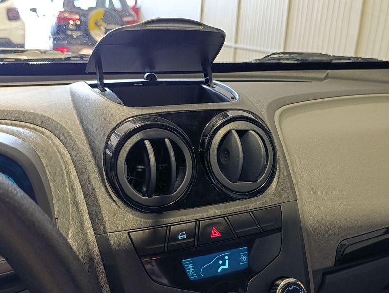 Chevrolet Agile Hatch Lt 1.4 8v 2010/2010 SIM VEÍCULOS PORTO ALEGRE / Carros no Vale