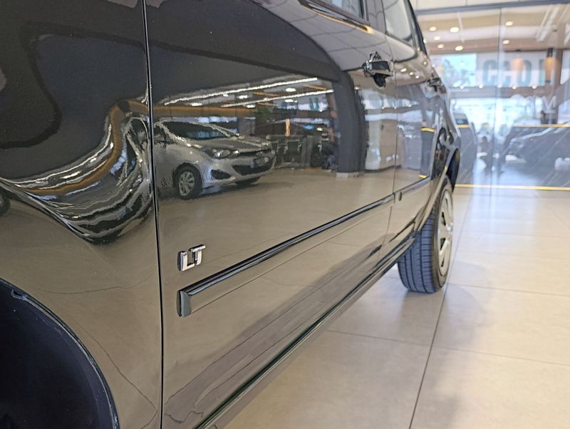 Chevrolet Agile Hatch Lt 1.4 8v 2010/2010 SIM VEÍCULOS PORTO ALEGRE / Carros no Vale